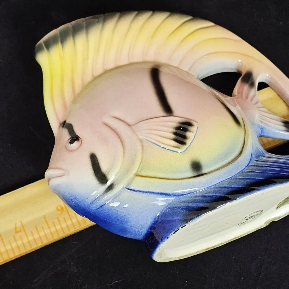Vintage 80s Sarsaparilla Deco Designs Angel Fish Vase Style 885 Sealife Nautical